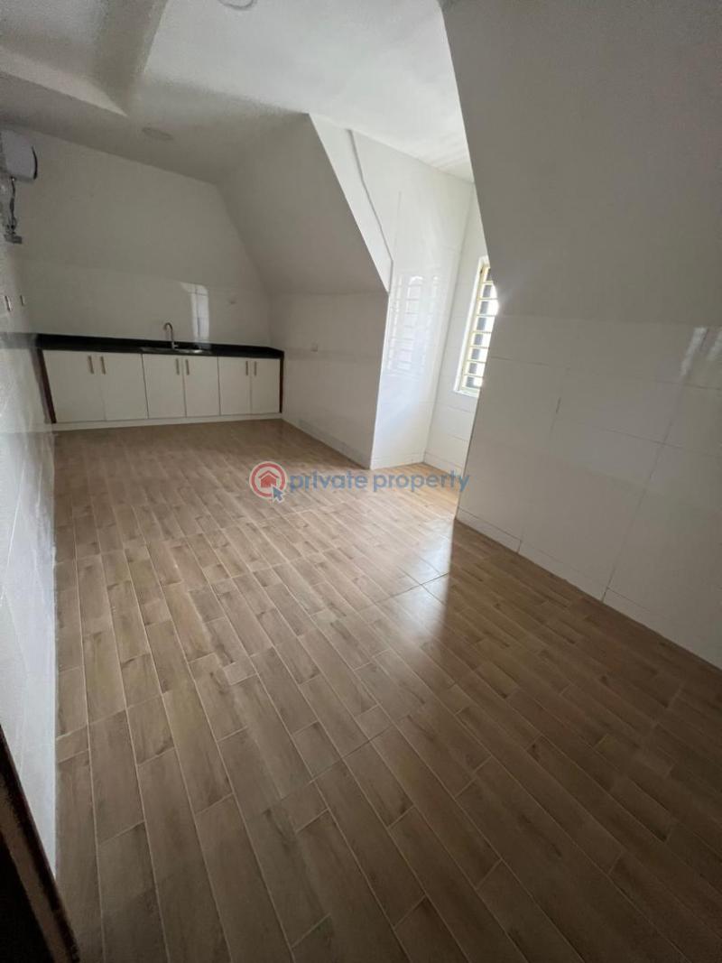 8 bedroom Detached Duplex For Sale Karsana Abuja Phase 3  - 11