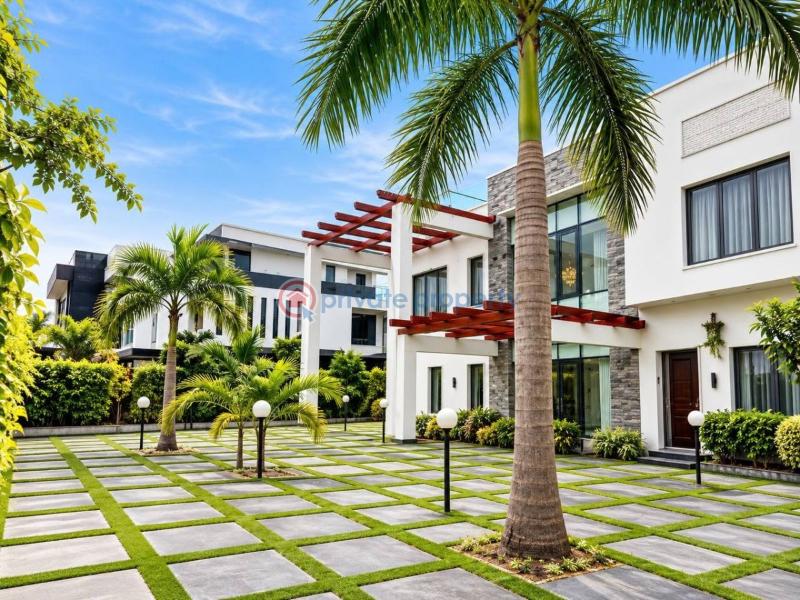 8 bedroom House For Sale Osapa Lekki Lagos - 6