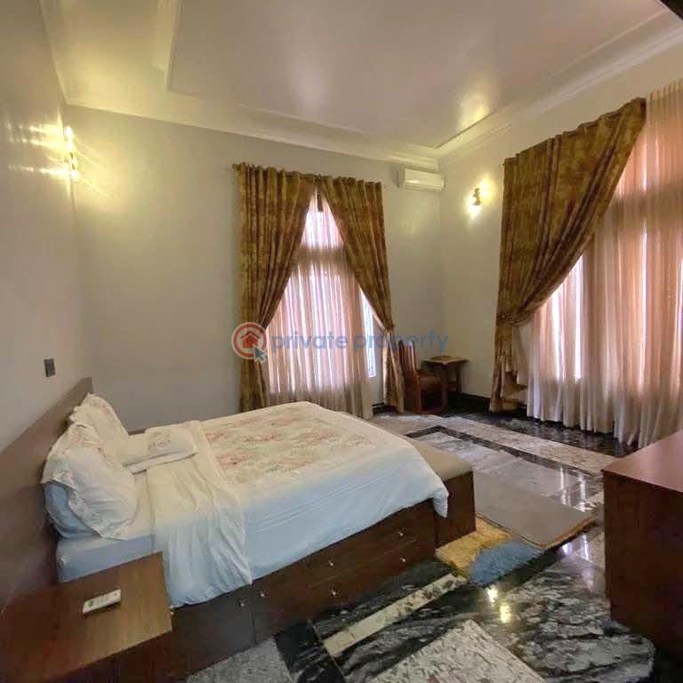 8 bedroom Detached Duplex For Sale Guzape Abuja Phase 1  - 3