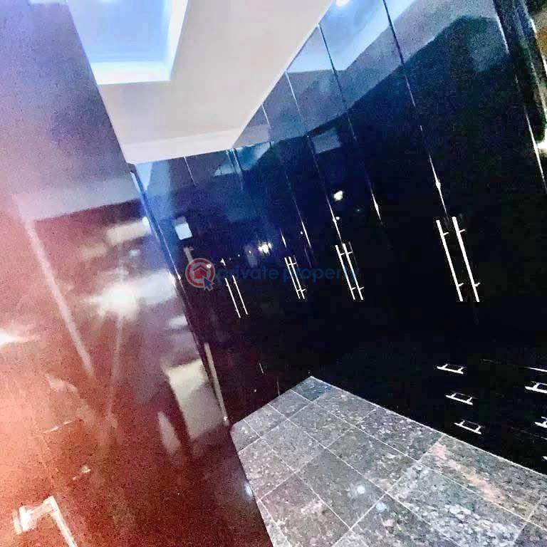 8 bedroom Detached Duplex For Sale Guzape Abuja Phase 1  - 5