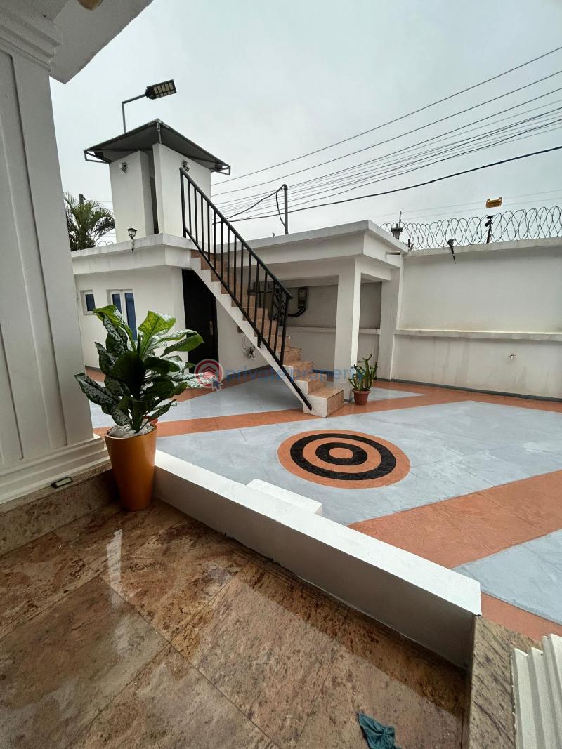 8 bedroom Detached Duplex For Sale Isheri North Ojodu Lagos - 7