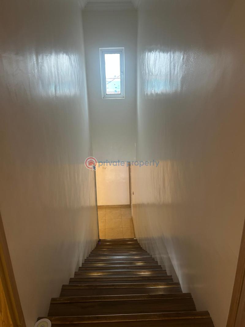8 bedroom Detached Duplex For Sale Isheri North Ojodu Lagos - 9