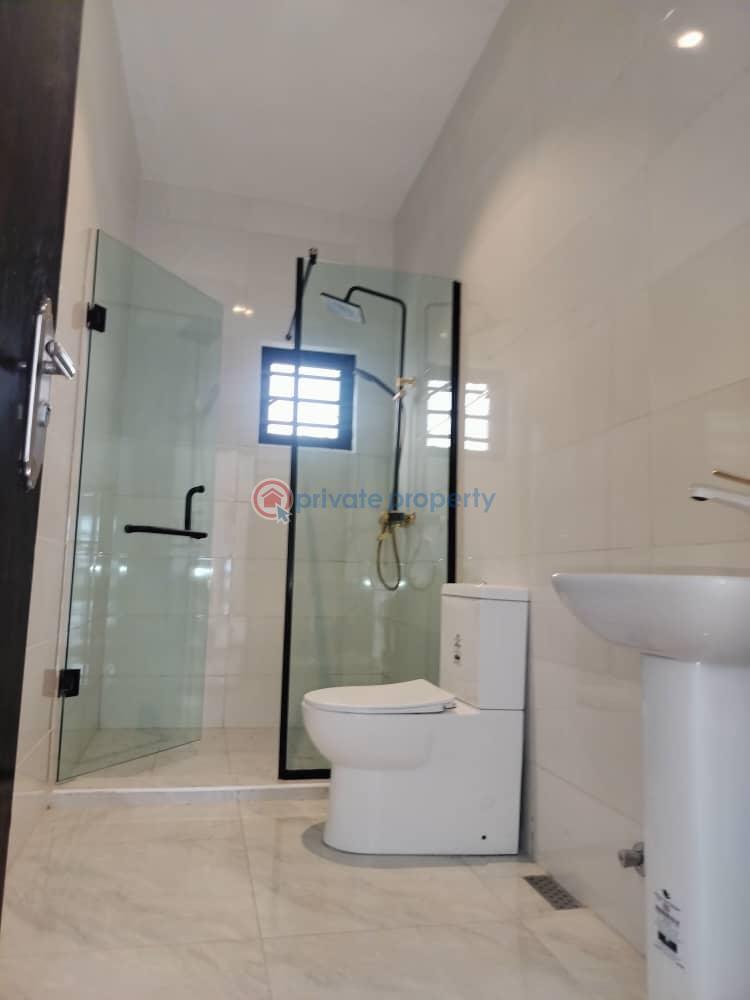 8 bedroom Duplex For Sale Royal Garden Estate Ajah Lagos - 4