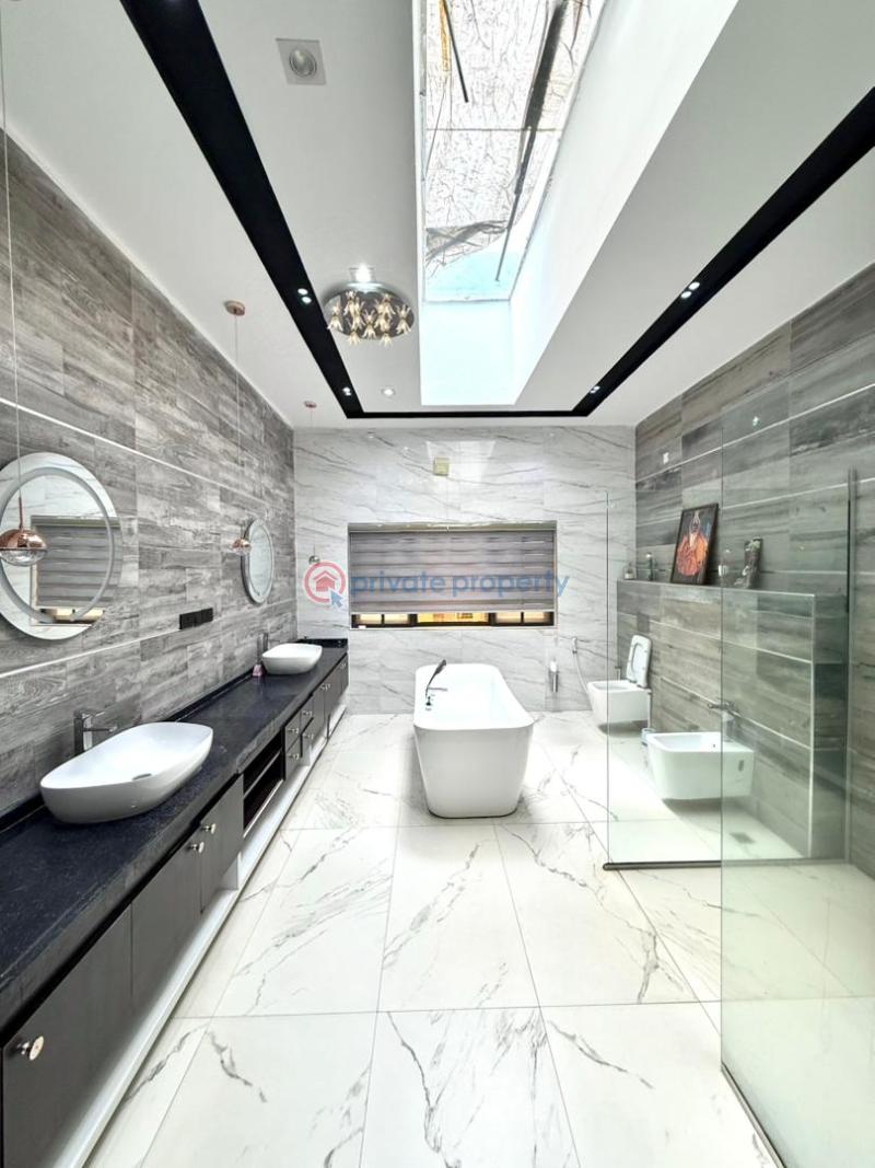 8 bedroom Maisonette For Sale Dawaki Abuja Phase 3  - 13