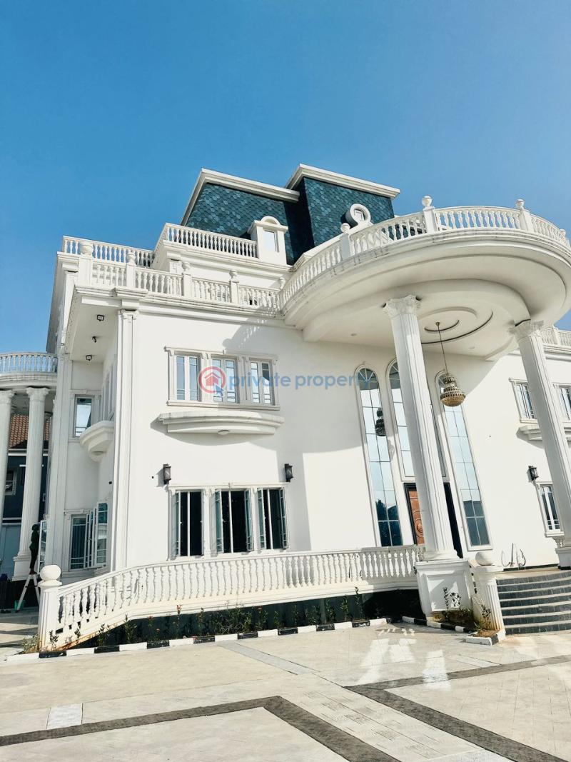 9 bedroom Detached Duplex For Sale Guzape Main Guzape Abuja Phase 1  - 8
