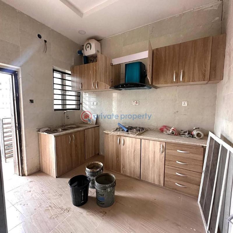 3 bedroom Townhouse For Sale Wuye Abuja Phase 2  - 4