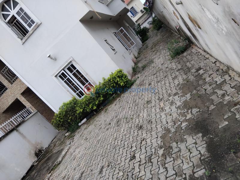 4 bedroom Semi detached Duplex For Sale Thomas Estate Ajah Lagos - 21