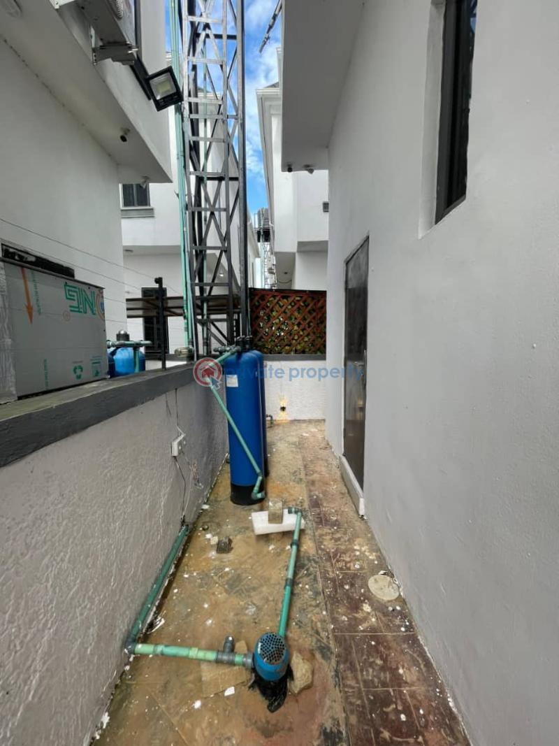 4 bedroom Detached Duplex For Rent Abraham Adesanya Ajah Lagos - 17