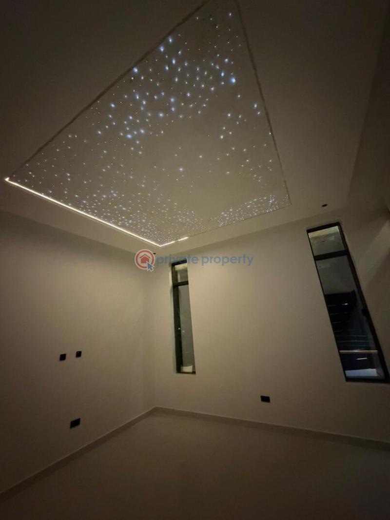5 bedroom Detached Duplex For Sale Apo Abuja Phase 2  - 3