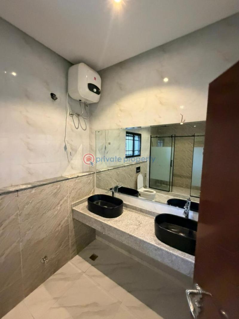 4 bedroom Terraced Duplex For Rent Wuye Abuja Phase 2  - 3