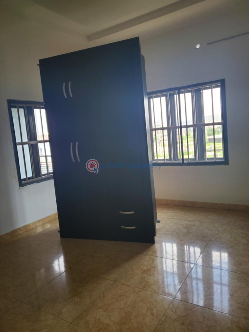 3 bedroom Block Of Flats For Rent Jahi Abuja Phase 2  - 8