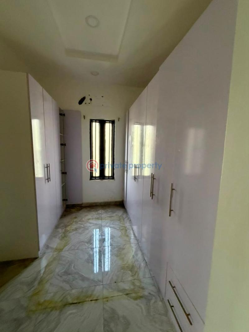 5 bedroom Terraced Duplex For Rent Guzape Abuja Phase 1  - 13
