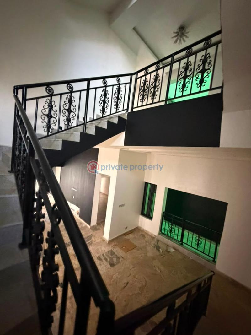 5 bedroom Terraced Duplex For Rent Guzape Abuja Phase 1  - 12