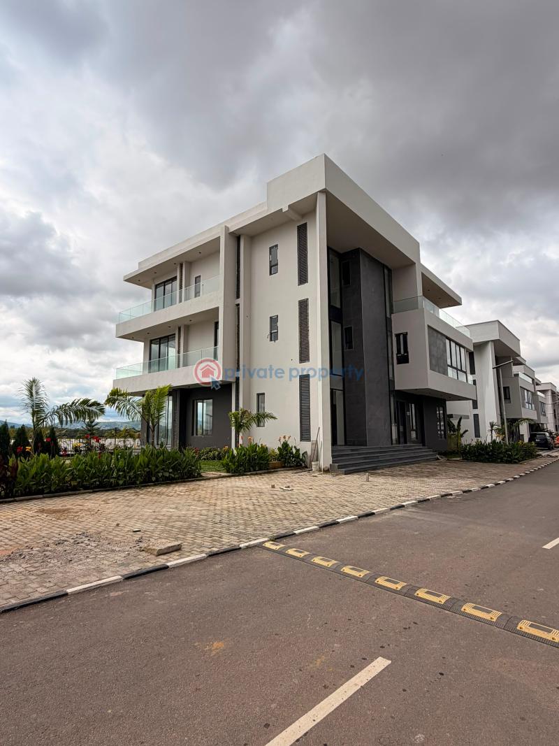 9 bedroom Detached Duplex For Sale Jabi Abuja Phase 2  - 7