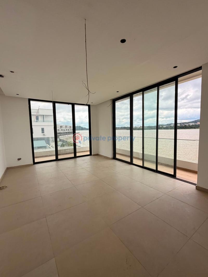 9 bedroom Detached Duplex For Sale Jabi Abuja Phase 2  - 2