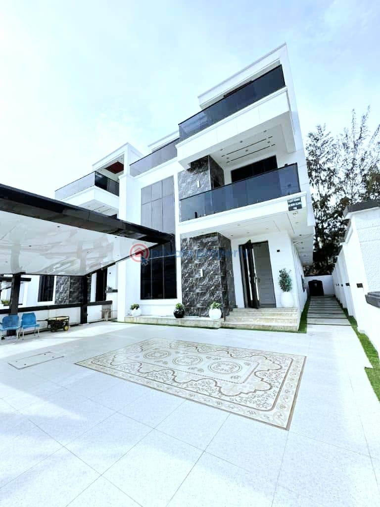 5 bedroom Detached Duplex For Sale Megamound Estate Ikota Lekki Lagos - 1