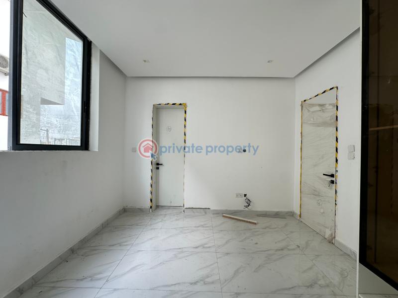 2 bedroom Block Of Flats For Sale Lekki Right Lekki Phase 1 Lagos - 11