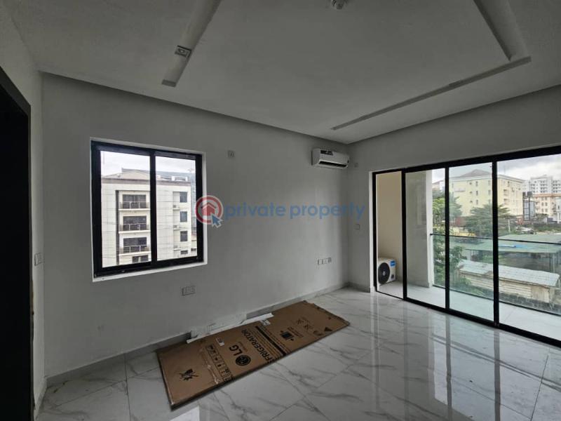 4 bedroom Semi detached Duplex For Sale In An Estate, Ikoyi Lagos - 20