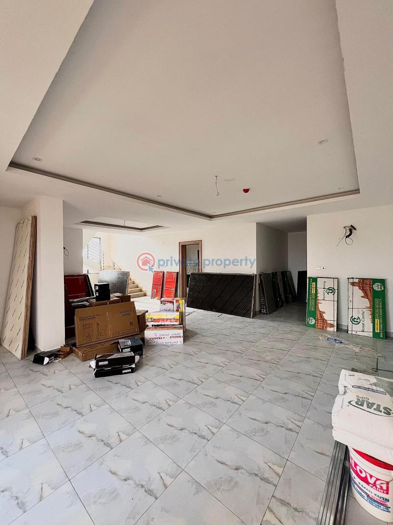 Luxury and spacious 4-bedroom maisonette with bq - 1 4 bedroom Maisonette For Sale Lekki Phase 1 Lagos - 1