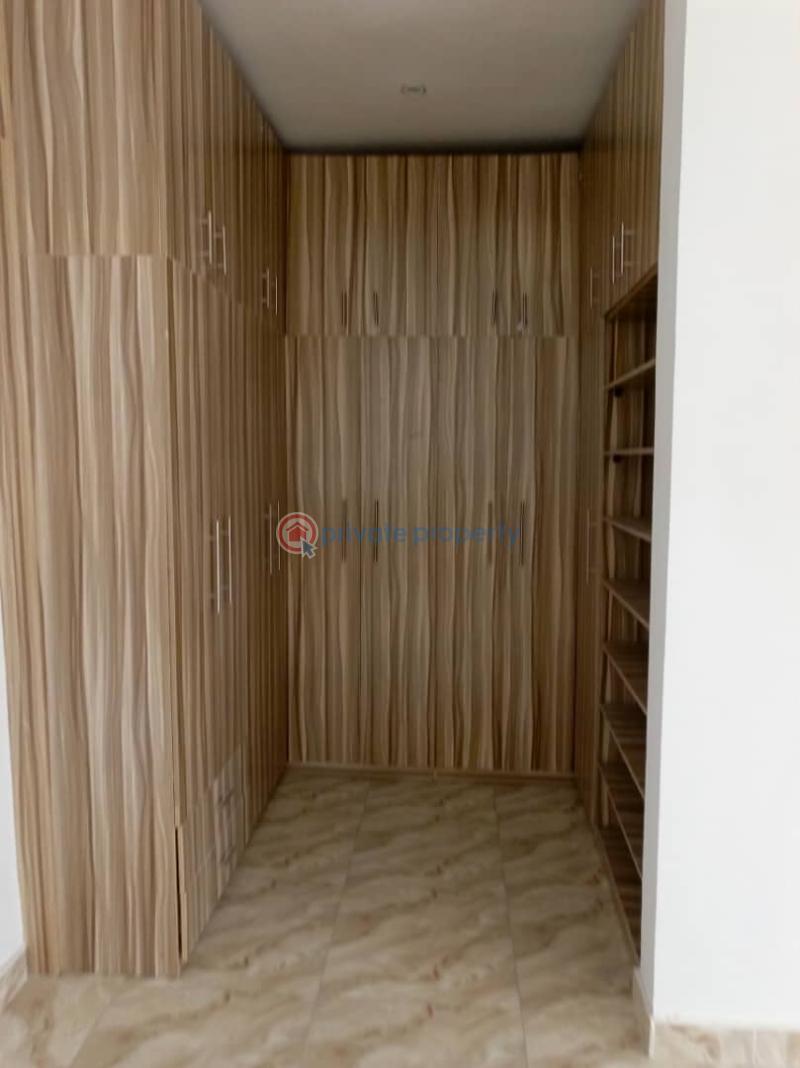 4 bedroom Semi detached Duplex For Sale Harris Drive Victoria Garden City Lekki Lagos - 4
