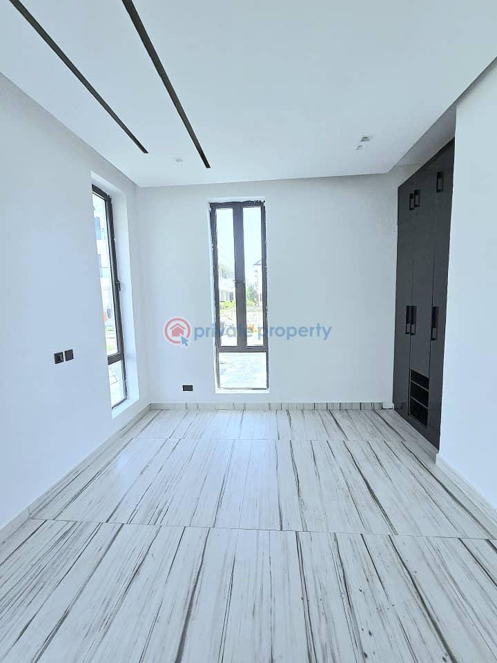 Luxury and stunning 5-bedroom semi-detached duplex - 11 5 bedroom Semi detached Duplex For Sale Ikate Elegushi Lekki Lagos - 11