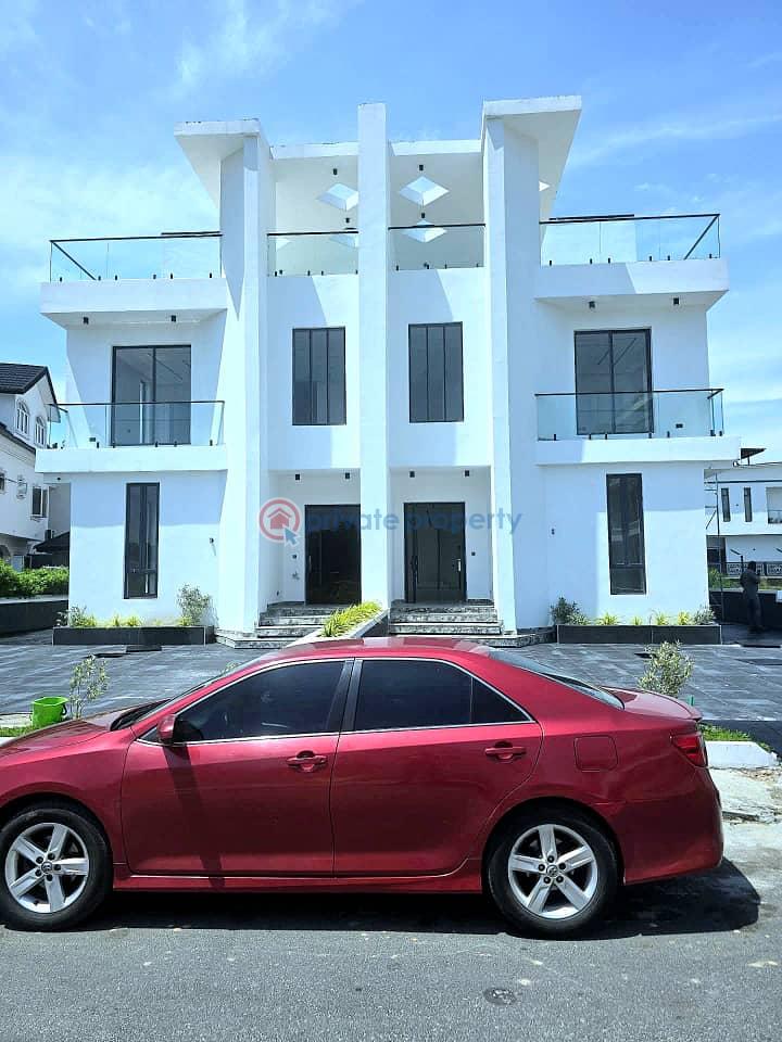 Luxury and stunning 5-bedroom semi-detached duplex - 9 5 bedroom Semi detached Duplex For Sale Ikate Elegushi Lekki Lagos - 9