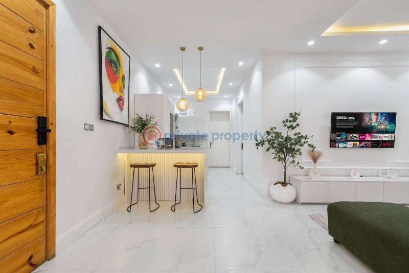 Luxury apartment with rooftop lounge, 10+ games, fire tv & stunning views! - 2 2 bedroom Block Of Flats Short let Lekki Phase 1 Lagos - 2