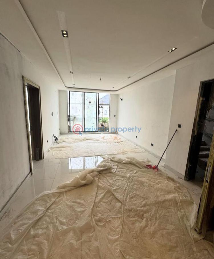 Luxury automated 2 bedroom apartment with loundry - 4 2 bedroom Block Of Flats For Sale Lekki Phase 1 Lagos - 4
