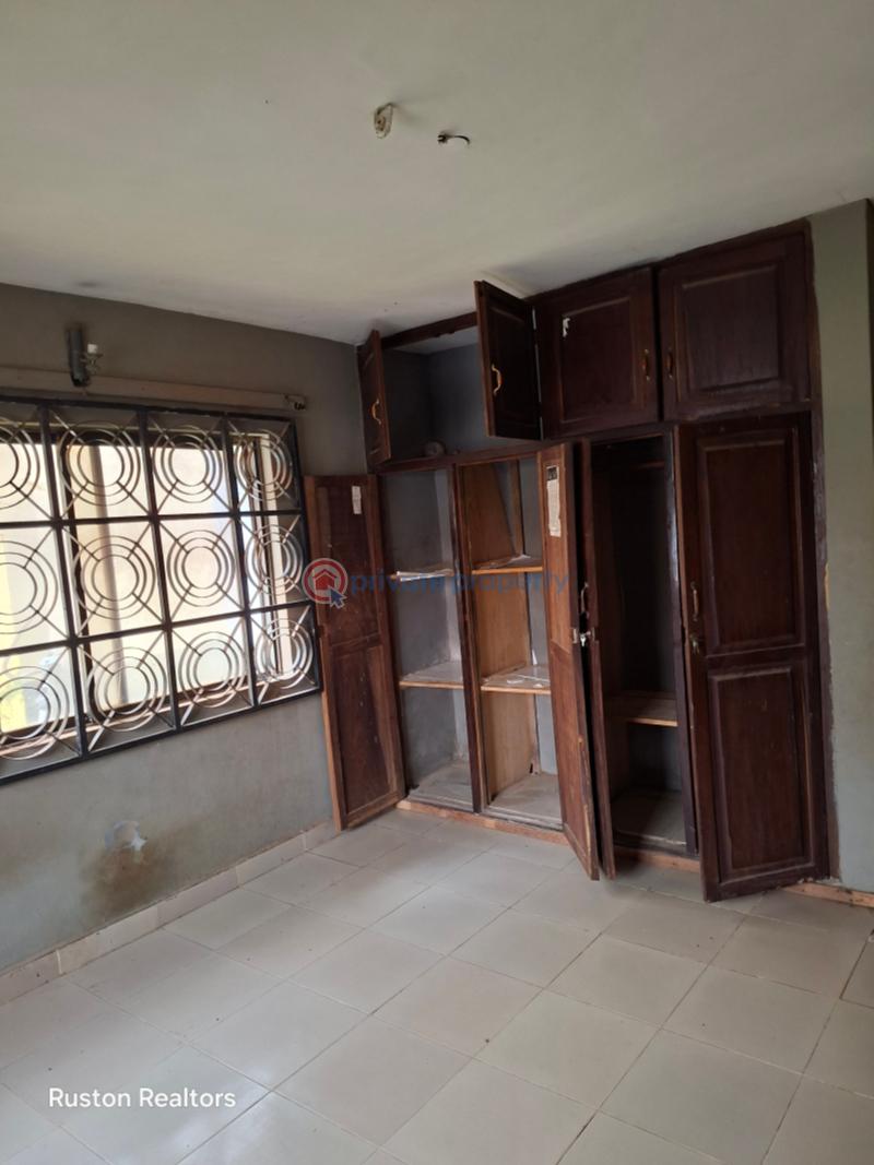 7 bedroom Block Of Flats For Sale Alegongo Akobo Ibadan Oyo - 3