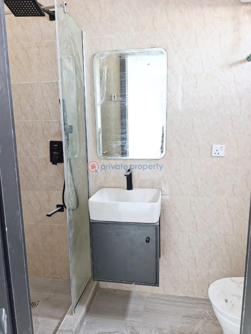 Luxury brand 2 bedroom apartment - 4 2 bedroom Flat & Apartment For Sale Lekki Phase 1 Lagos - 4