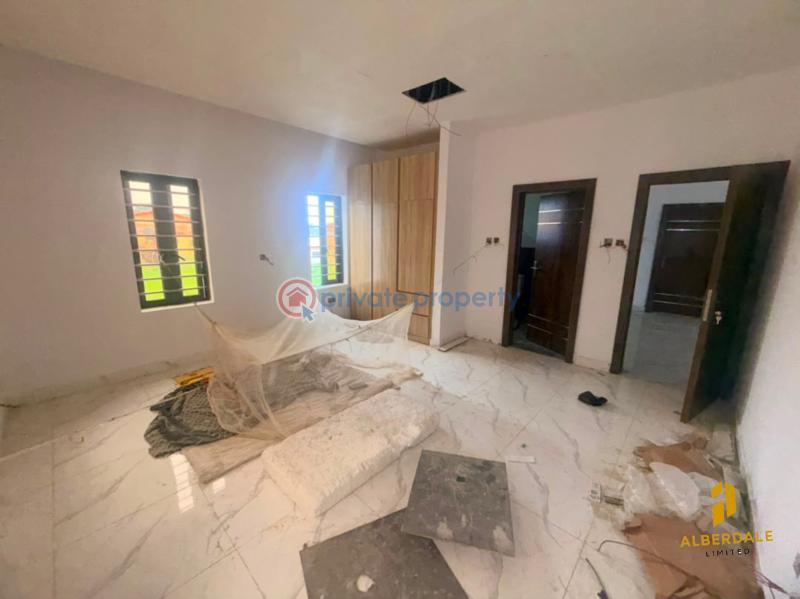2 bedroom Flat & Apartment For Rent Gbagada Lagos - 3