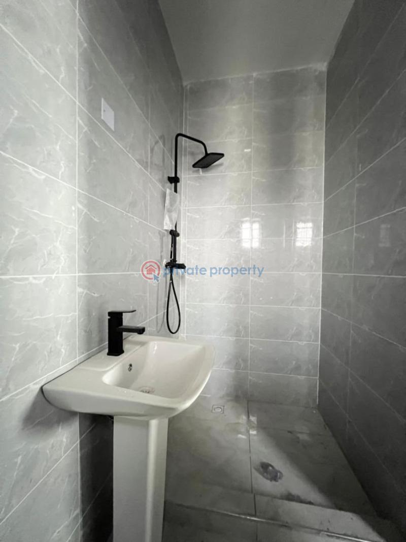 3 bedroom Flat & Apartment For Rent Abraham Adesanya, Ajah Abraham Adesanya Ajah Lagos - 3