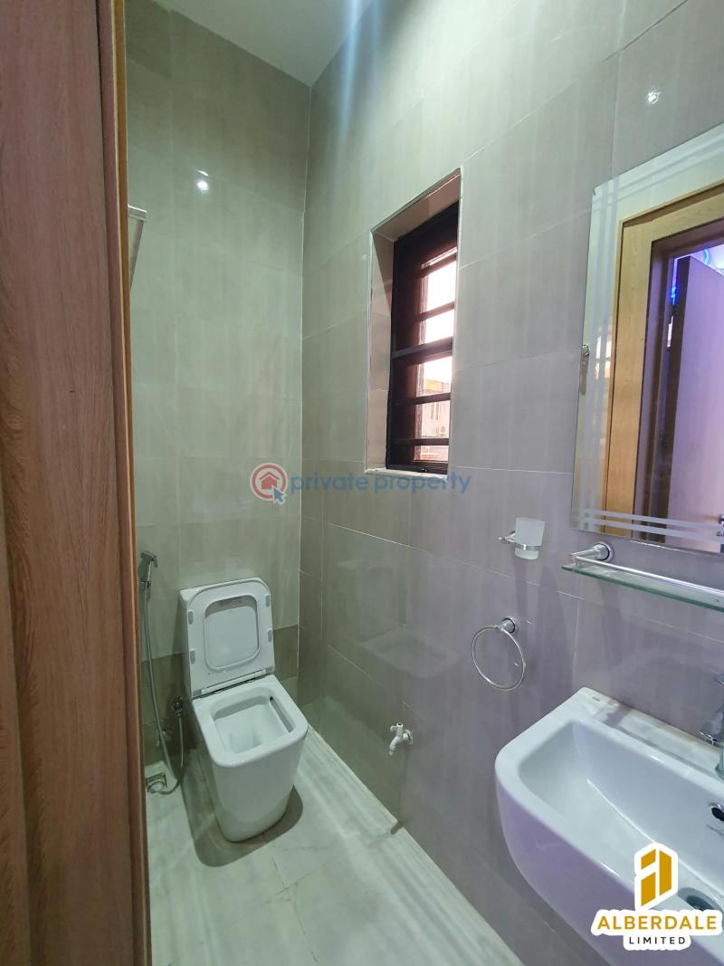 5 bedroom House For Sale Opebi Ikeja Lagos - 19