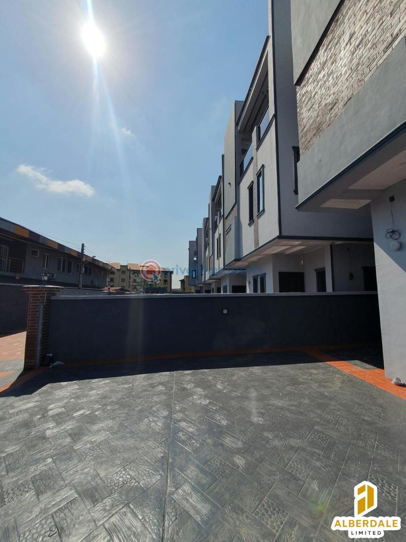 5 bedroom House For Sale Opebi Ikeja Lagos - 12