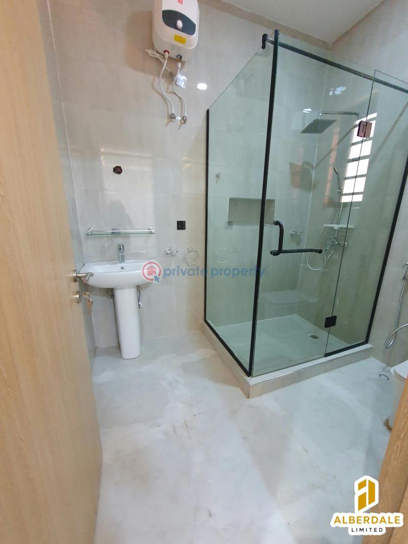 5 bedroom House For Sale Opebi Ikeja Lagos - 17
