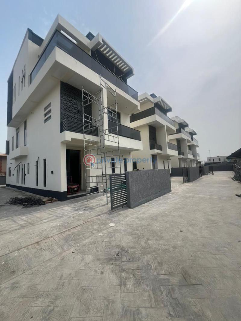 5 bedroom Duplex For Sale In An Estate Omole Phase 1 Ojodu Lagos - 0