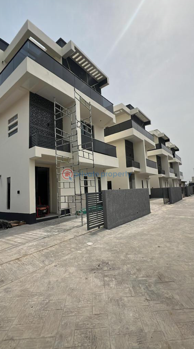 5 bedroom Detached Duplex For Sale Omole Phase 1 Ojodu Lagos - 1