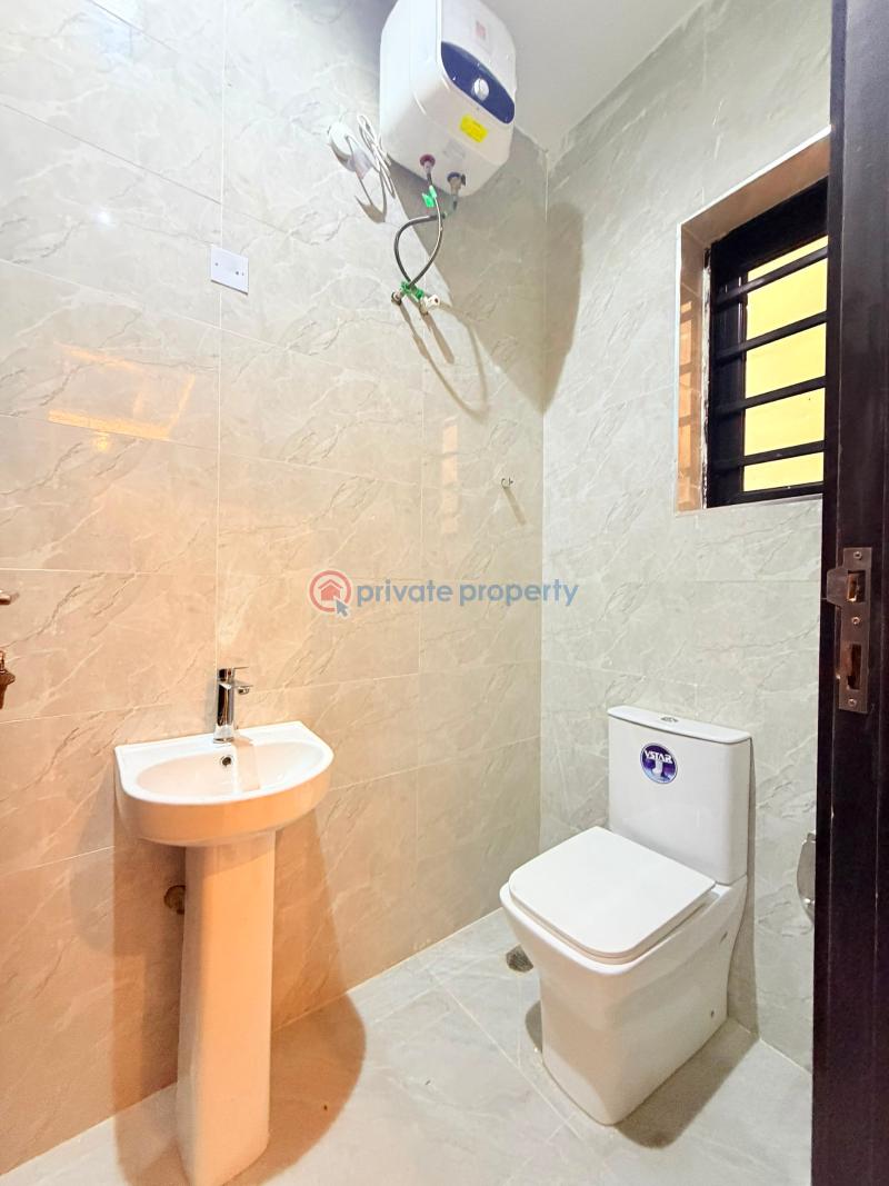 5 bedroom Detached Duplex For Sale Magodo GRA Phase 1 Ojodu Lagos - 8