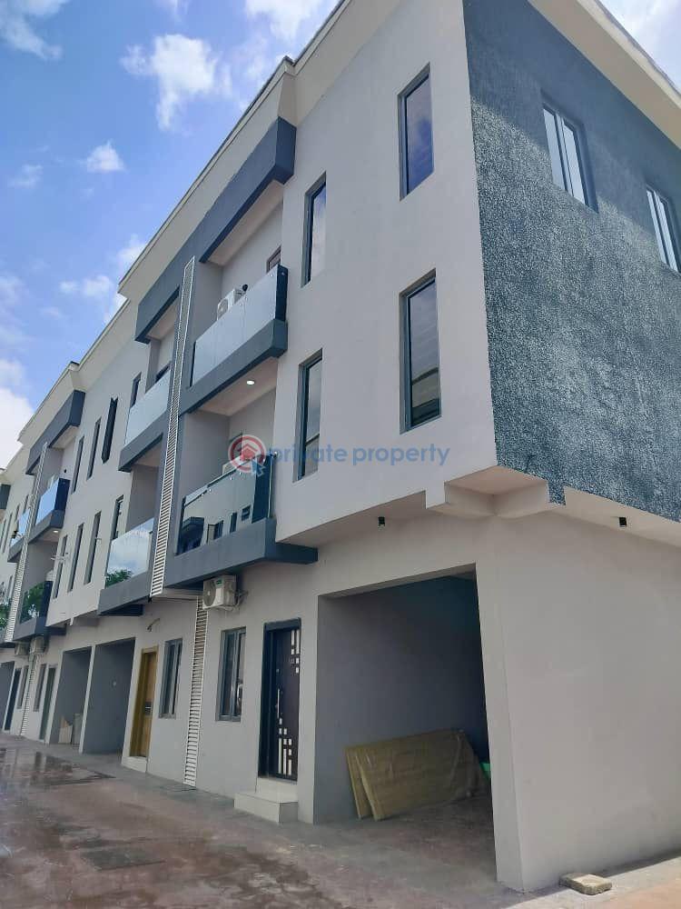 5 bedroom Terrace For Sale Shonibare Estate Maryland Lagos - 0
