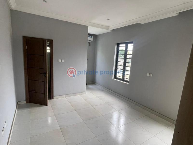 5 bedroom Terrace For Sale Shonibare Estate Maryland Lagos - 9