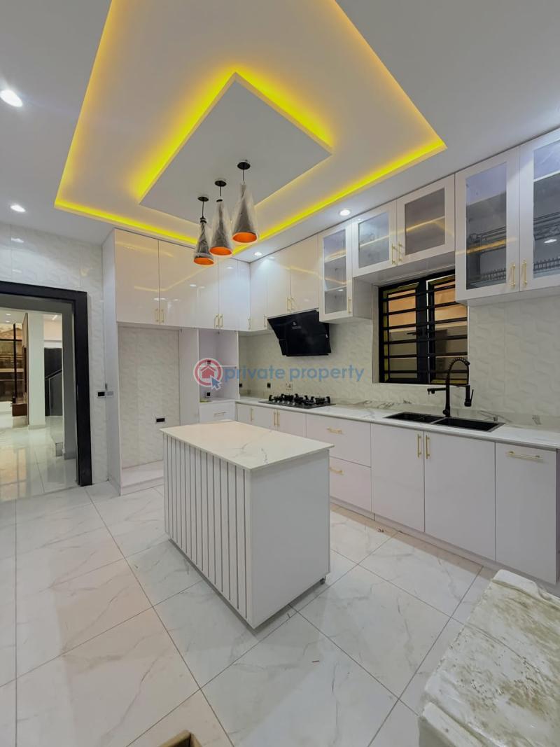 5 bedroom Detached Duplex For Sale Magodo GRA Phase 1 Ojodu Lagos - 0