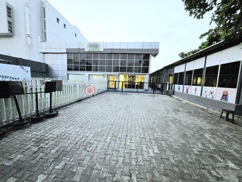 5 bedroom Office For Sale Victoria Island Lagos