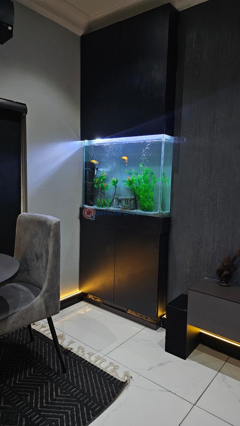 1 bedroom Mini Flat Short let Admiralty Way Lekki Phase 1 Lagos - 4