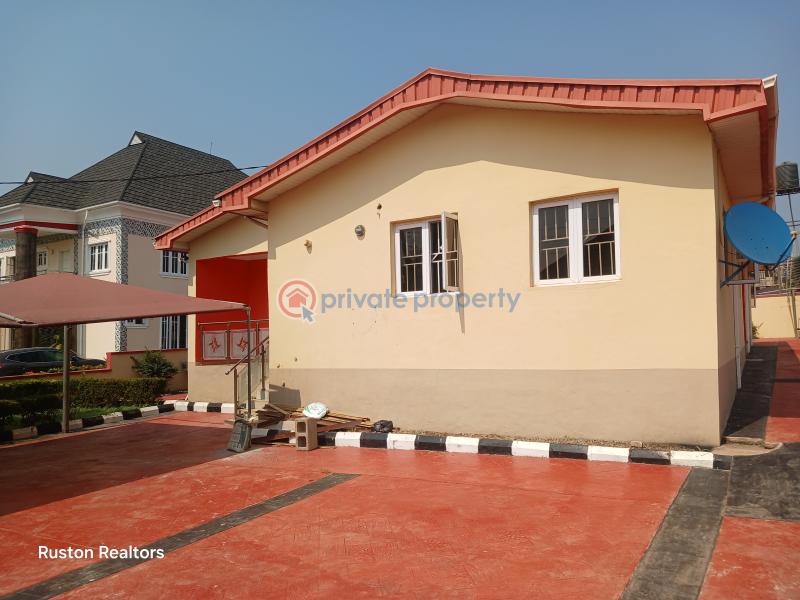 4 bedroom Detached Bungalow For Rent Carlton Gate Estate Akobo Ibadan Oyo - 0