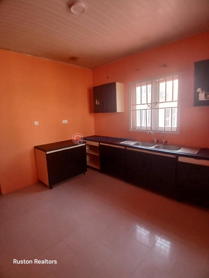 4 bedroom Detached Bungalow For Rent Carlton Gate Estate Akobo Ibadan Oyo - 5