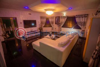 4 bedroom Detached Bungalow Short let Akala Estate Akobo Ibadan Oyo - 11