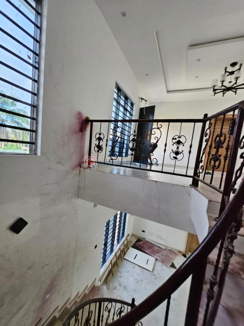 Duplex For Sale Ikeja GRA Lagos - 18