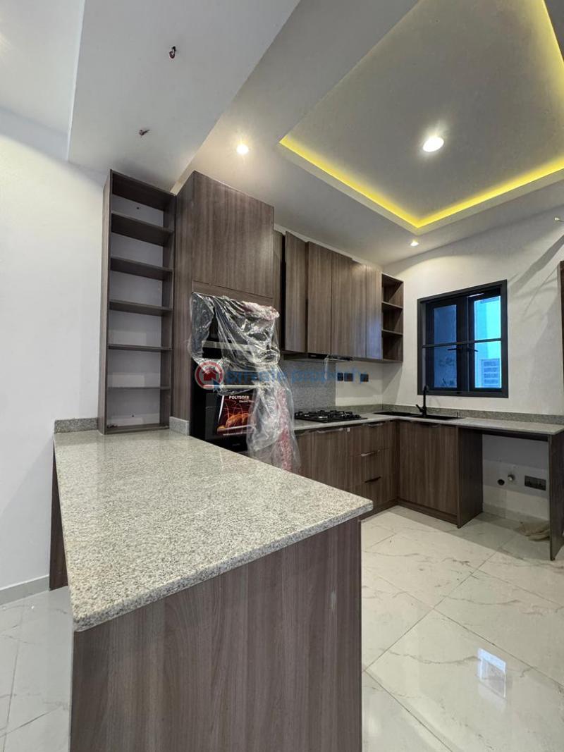 2 bedroom Block Of Flats For Sale Ikate Elegushi Lekki Lekki Phase 2 Lagos - 8