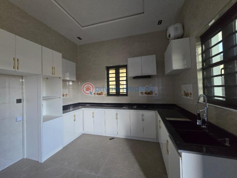 4 bedroom Detached Duplex For Rent Mayfair Garden Estate Awoyaya Ajah Lagos - 12