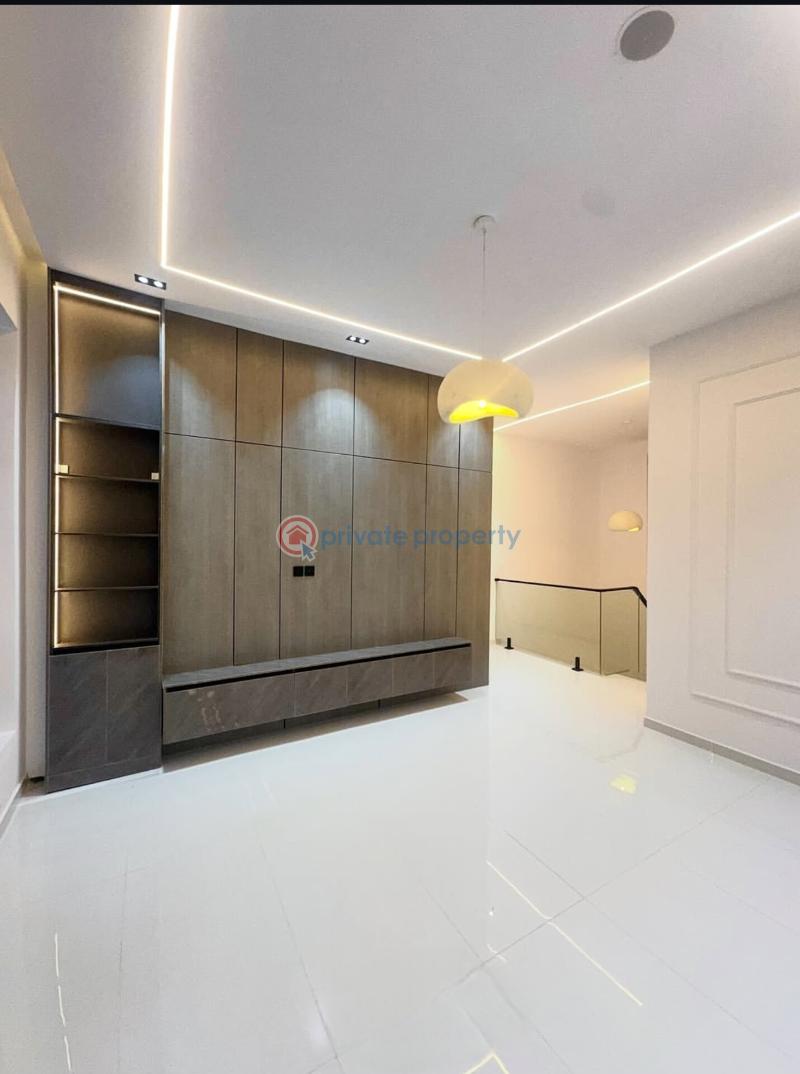 5 bedroom Detached Duplex For Sale Lekki County Lekki Lagos - 9